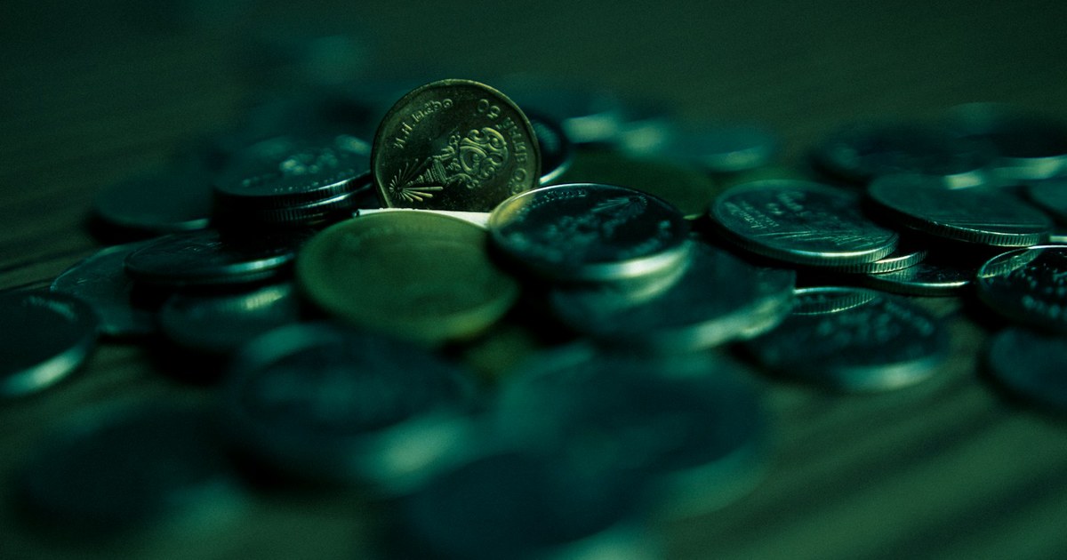 Blefe no freeroll: quando funciona e quando queima seus chips